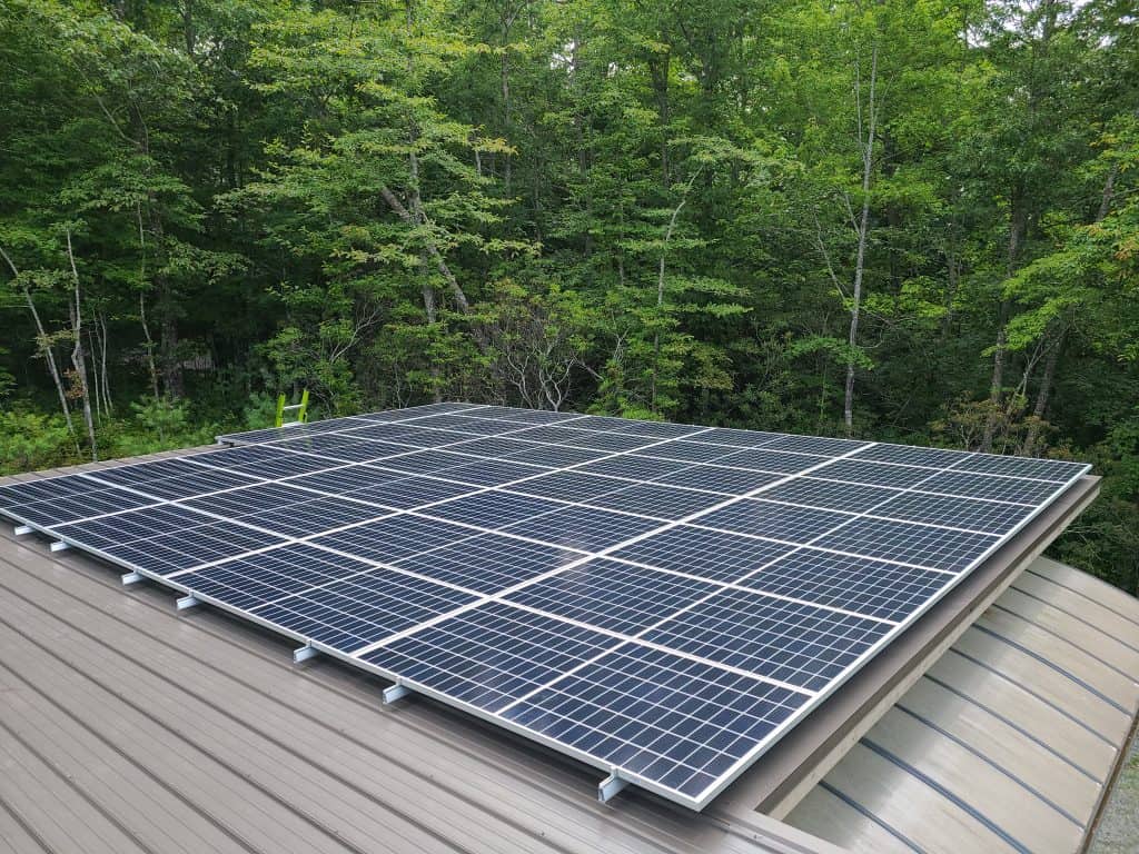 roof top solar array with battery backup